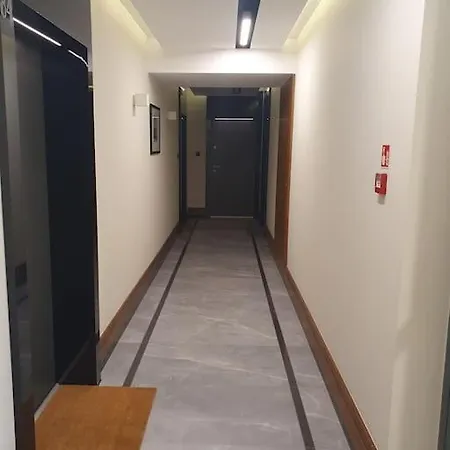 Strict Center Appartement *